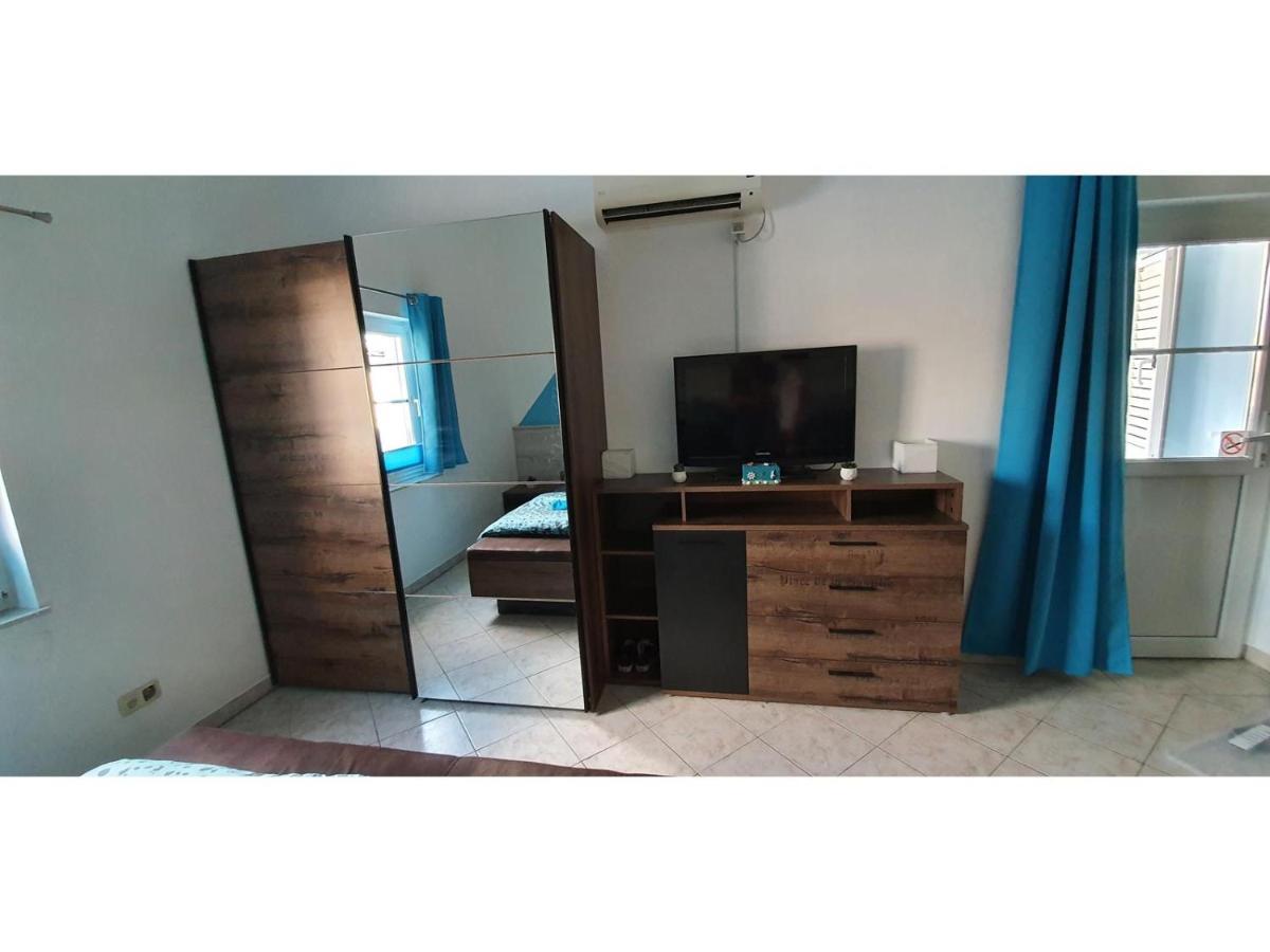 Blue Sea Vir Apartments Zewnętrze zdjęcie